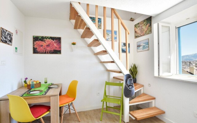 Nice Apartment in Split With 1 Bedrooms and Wifi