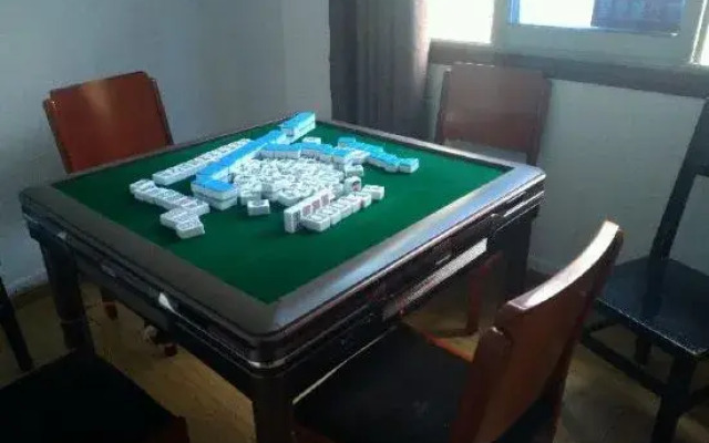 Yifeng Materials Hotel