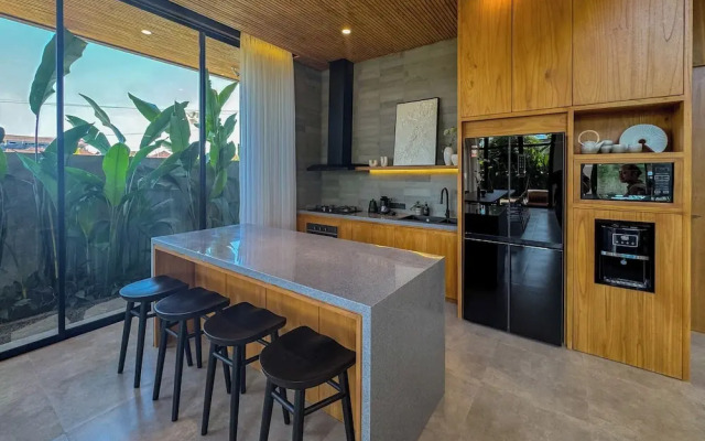 OASI House Canggu by Nagisa Bali