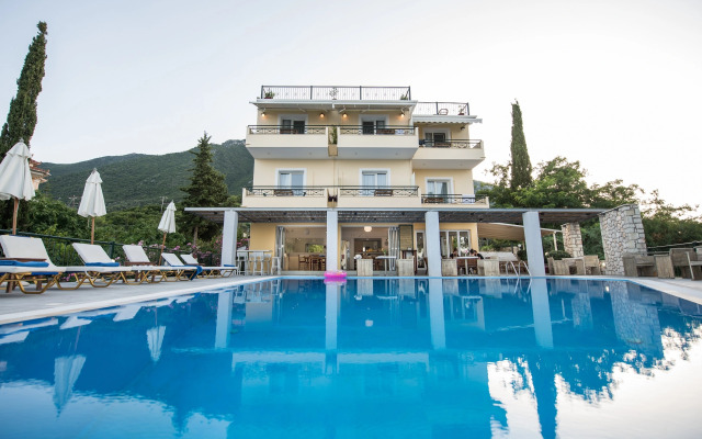 Aliki Hotel