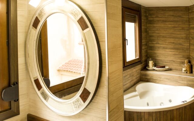 Alojamientos Victoria S.L.