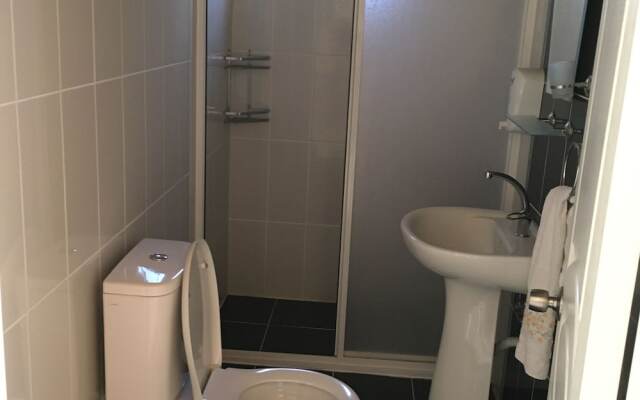 Cam Apart Hotel
