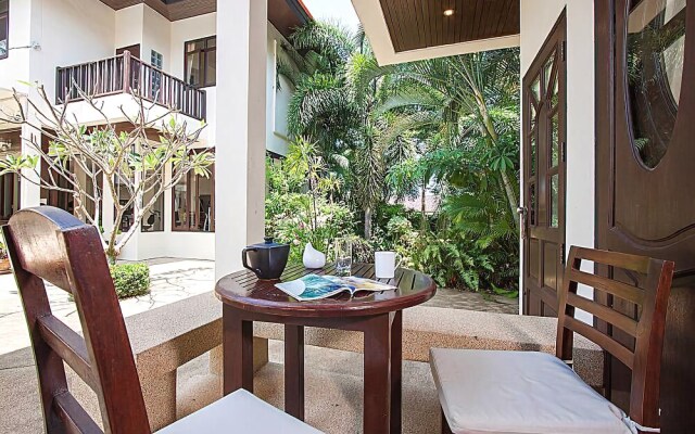 Maprow Palm Villa No. 7