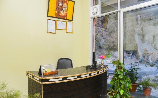 Hotel Mansarovar by OYO