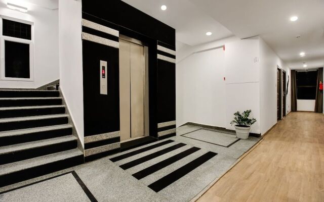 OYO Townhouse 232 RP Road