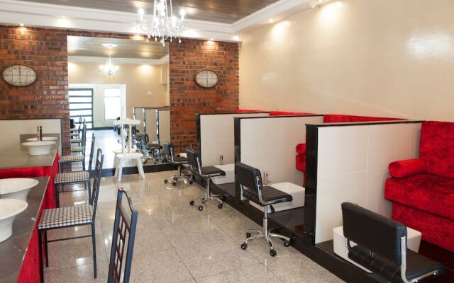 Purple Rayn Boutique Guest House