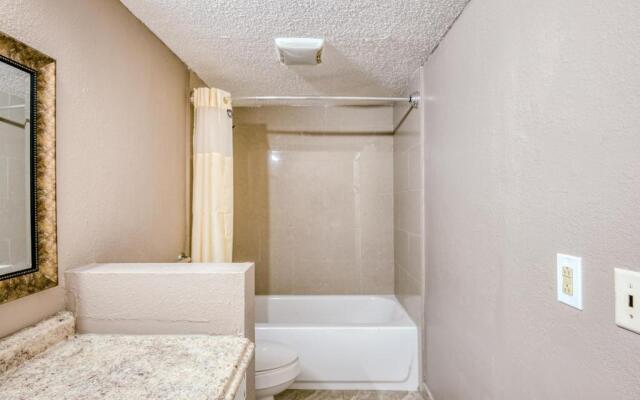 Motel 6 New Port Richey, FL