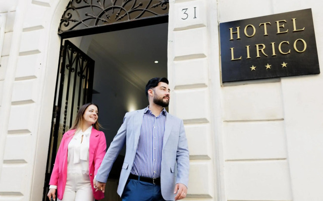 Hotel Lirico