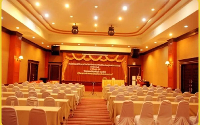 Grand Hill Resort and Spa