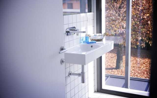 Mxp Rooms Guest House