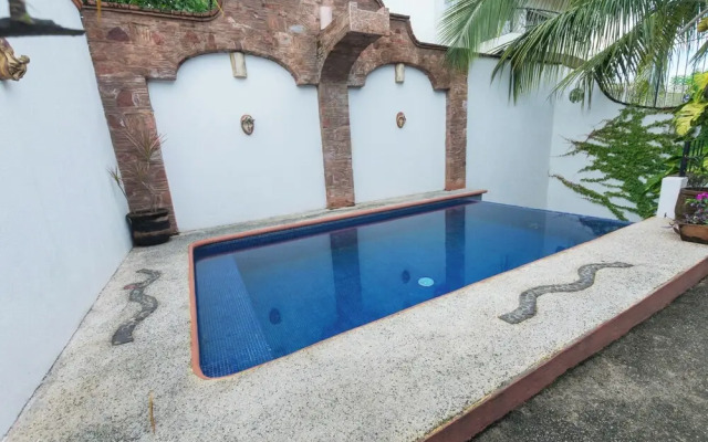 Charming 2BR Romantic Zone Private Pool