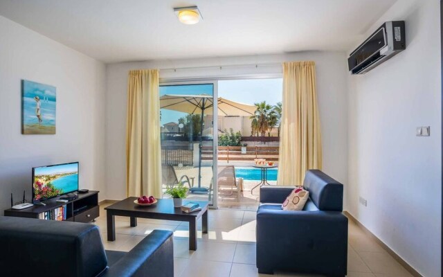 Villa White Jasmin
