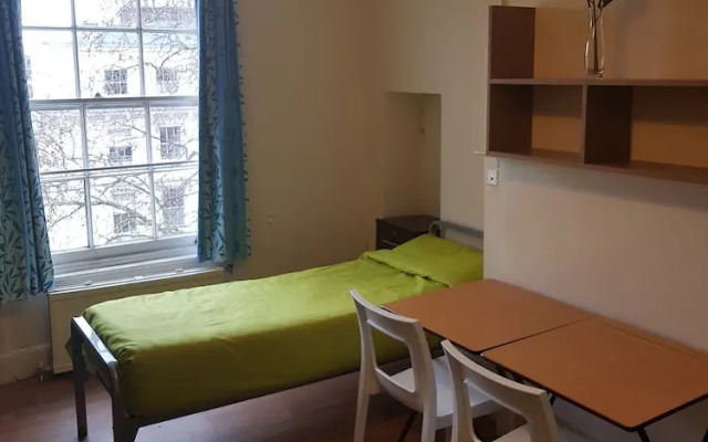 Holland House - Hostel