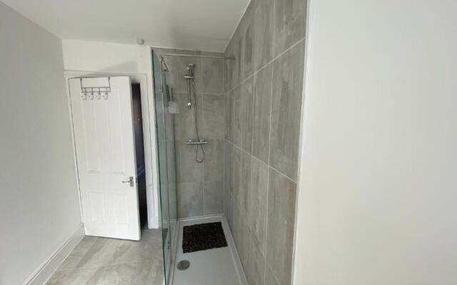 4 Bed Maisonette near the Travelodge colwyn bay