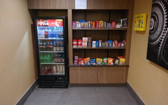 Holiday Inn Express Fredericksburg Southpoint by IHG