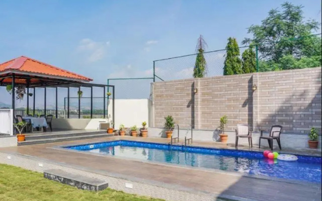 7BHK VILLA with Wonderful View and Good Food