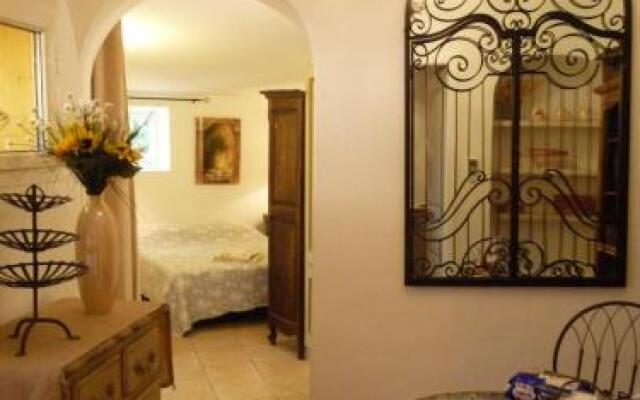 Residences Le Home  A Merula