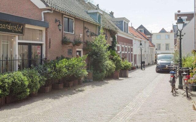 Picturesque Fisherman's House in Scheveningen near Shops