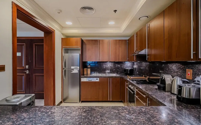 Fairmont South Residence 412