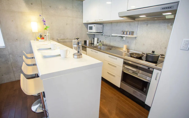 Full Circle Apartments