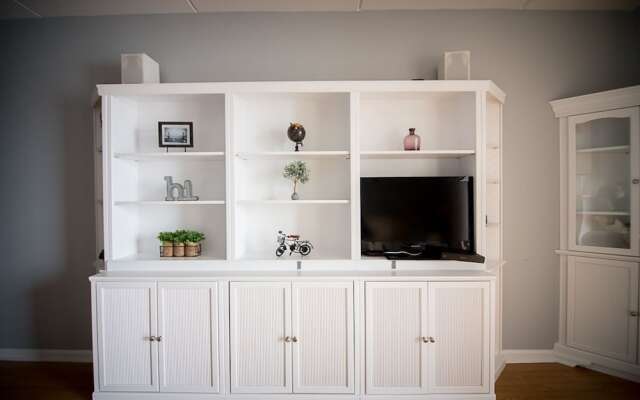 Water Street Retreats