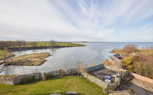 Host Stay The Watchtower