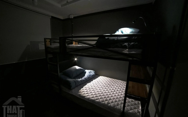 THAT House - Hostel