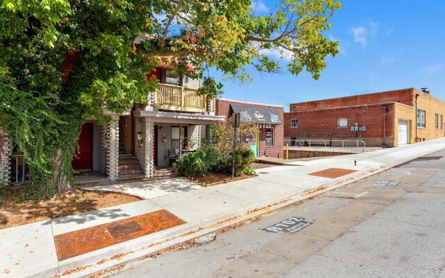 The Wildflower - Walk Everywhere Downtown