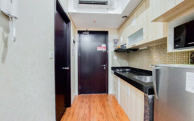 Comfortable And Simply Studio Room Casa De Parco Apartment