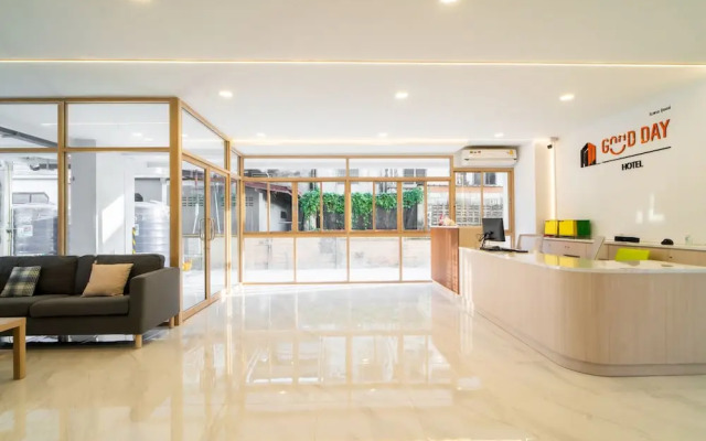 Goodday Hotel