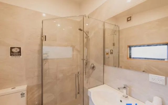 Little Birch - 2 bedroom retreat – Bathroom – Lake Tekapo