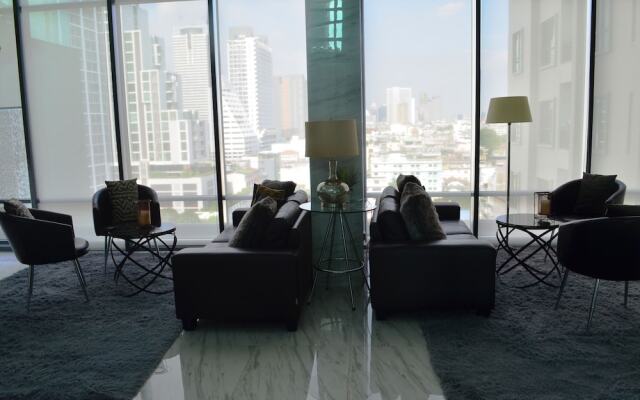Wooden Suites (The Rich @Sathorn-Taksin)