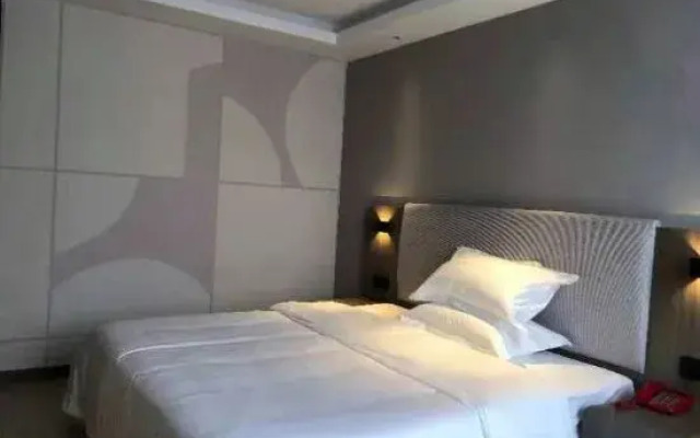 Yuejia Hotel (Chuancheng South Road)