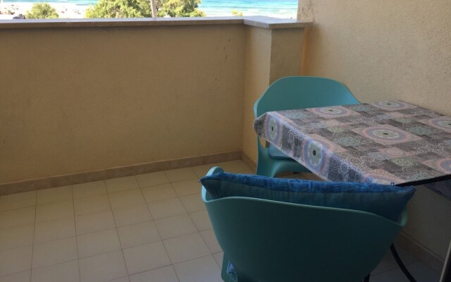 Monolocale con vista mare