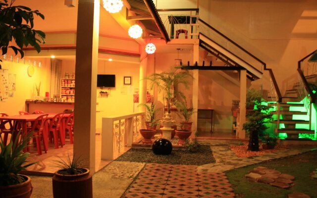 Oslob Malonzo Pension House