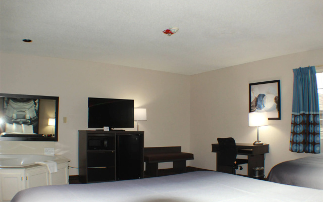 Super 8 by Wyndham Gardner