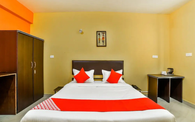 OYO 16005 Sunshine Homes