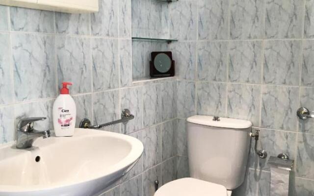 BH - 4 PEOPLE - Flat close to railway station and sea