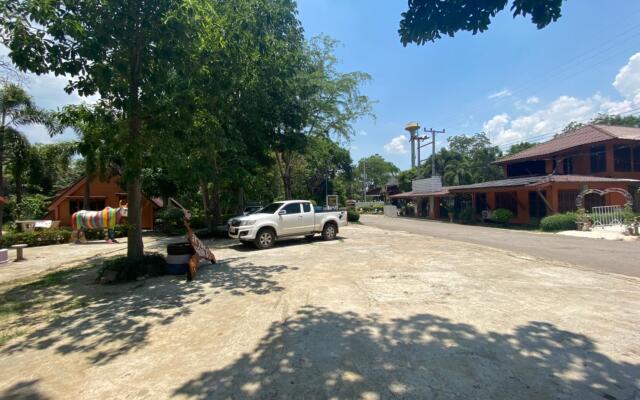OYO 966 Boss Khaoyai