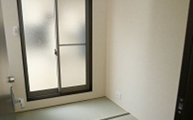 Naniwa Minami Downtown Hostel