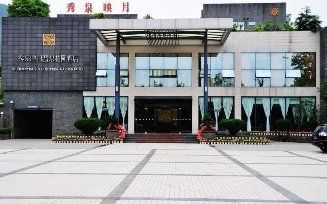 Xiuquanyingyue Hot Spring Garden Hotel