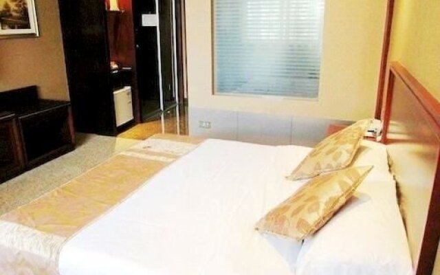 Yangzhong New World Hotel