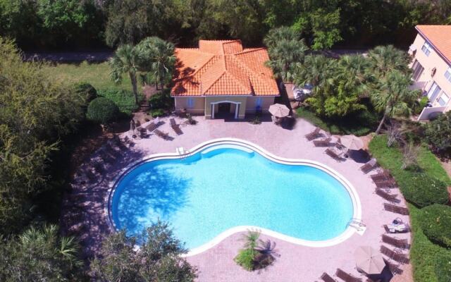 Vacation Townhome Next to Parks Cb3163