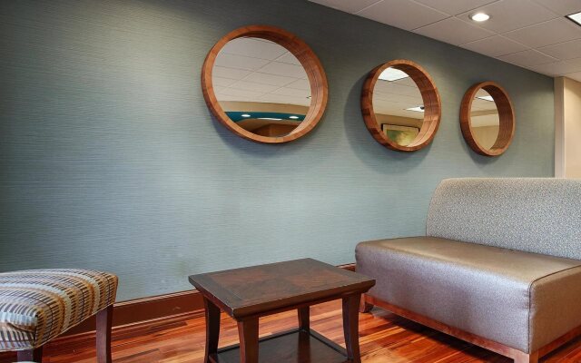 Best Western PLUS Executive Hotel