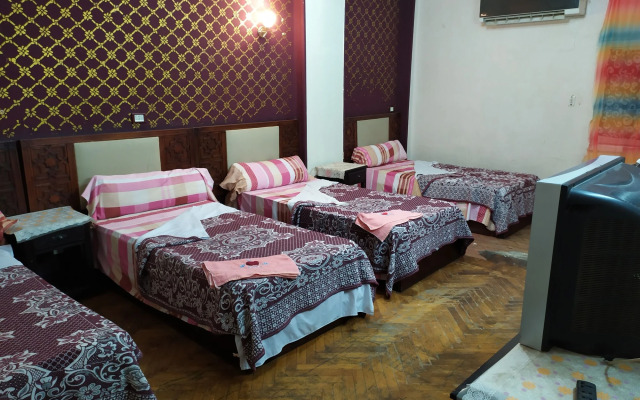 Cairo Moon Hotel - Hostel