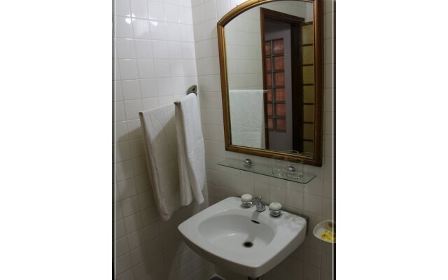 Quang Saigon Hotel