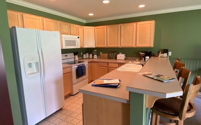 Rb636 Glacier View Getaway