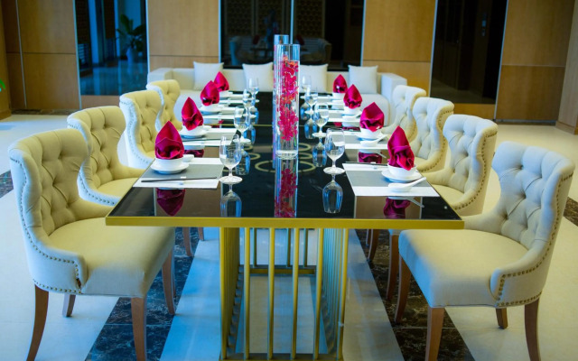 Muong Thanh Luxury Da Nang Hotel