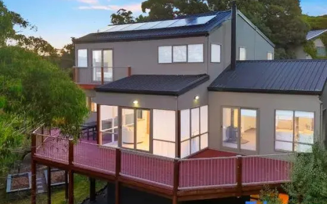 Mountain view house
