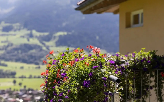 Sunlit Apartment near Ski Area in Walchen